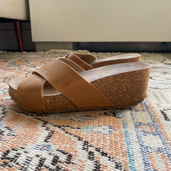 A.Giannetti Wedge Sandals in Brown - Picture 2 of 3